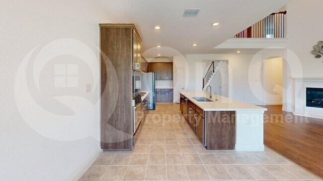 Photo - 112 Baker St