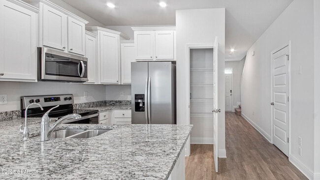 Photo - 1674 Caleigh Ct