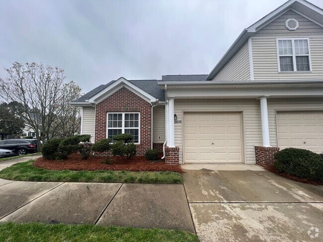 Building Photo - 2808 Andover Glen Rd Rental