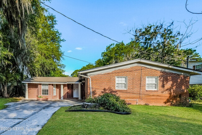 Building Photo - 10655 Tulsa Rd