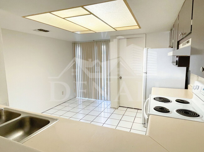 Photo - 19601 N 7th St Unit 1008