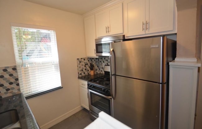 Photo - 234 Spring St