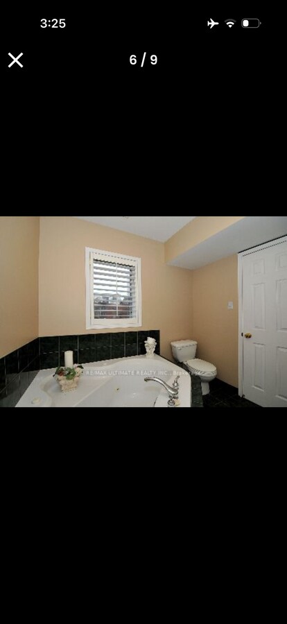 Bright 2 bedroom apartment for rent - Bright 2 bedroom apartment for rent Unit Main and second floor