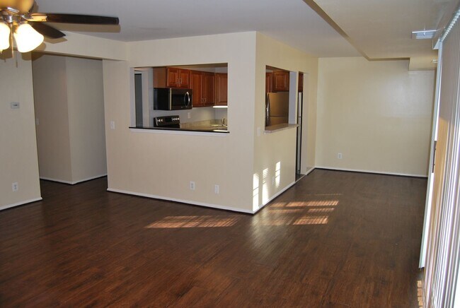 Photo - BEL AIR - HICKORY HILLS CONDOMINIUMS