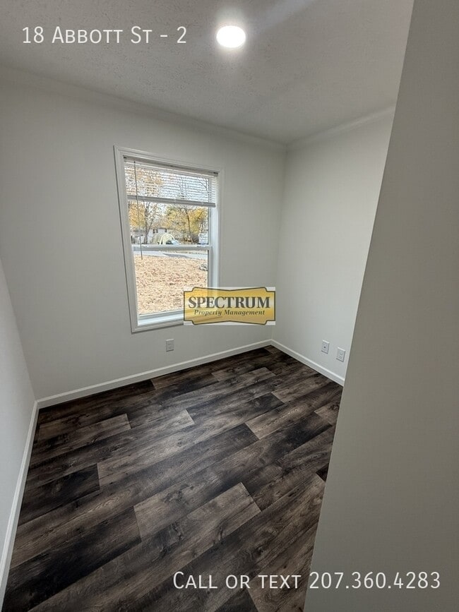 Photo - 18 Abbott St Unit 2