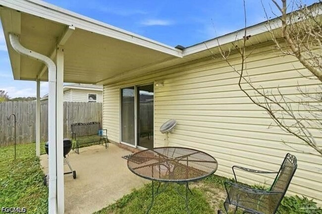 Photo - 1060 Antigua Cir