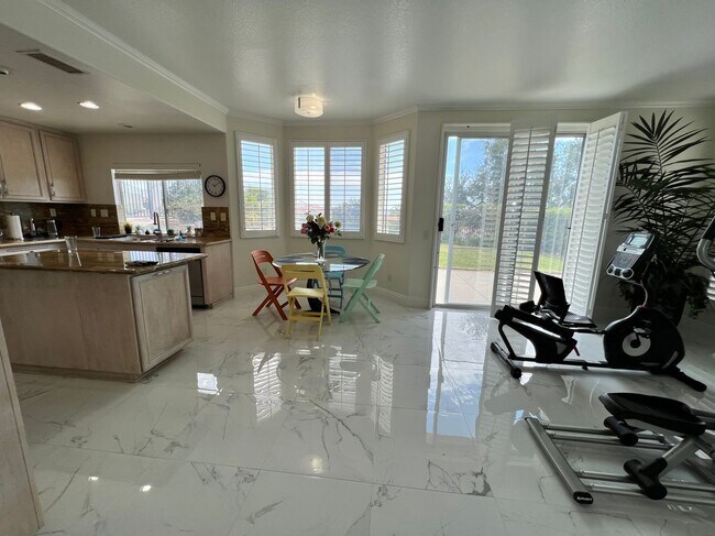 19850 Sierra Meadows Ln