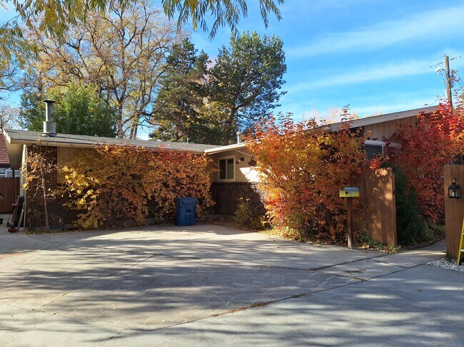 Photo - 2437 N Curtis Rd