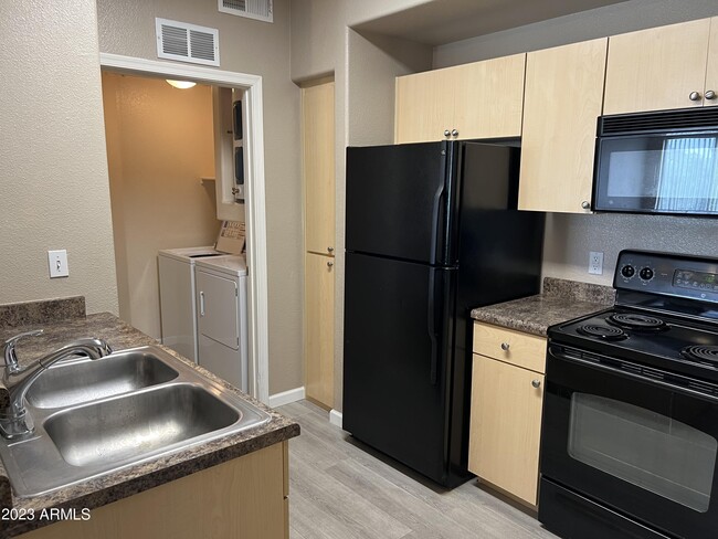 Photo - 18416 N Cave Creek Rd Unit 3067