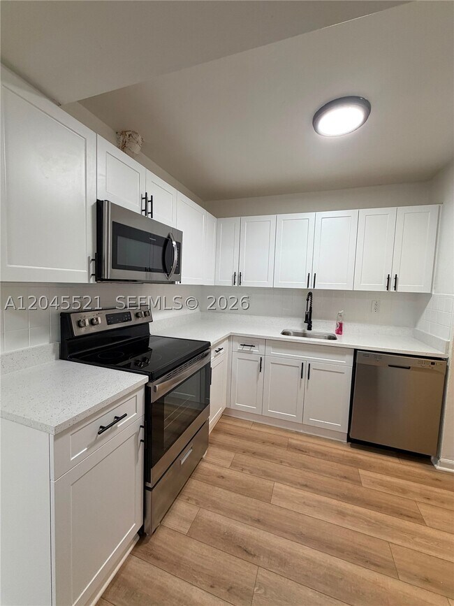 2557 NW 60th Terrace