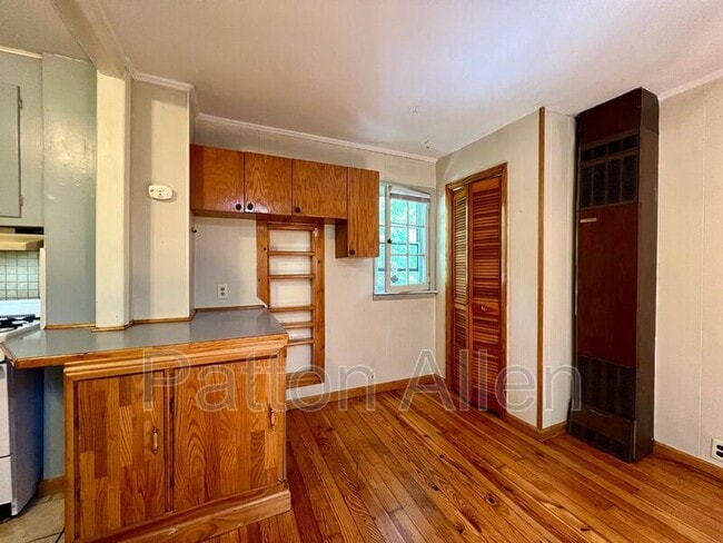 Photo - 105 Edwin Pl Unit Apt 5