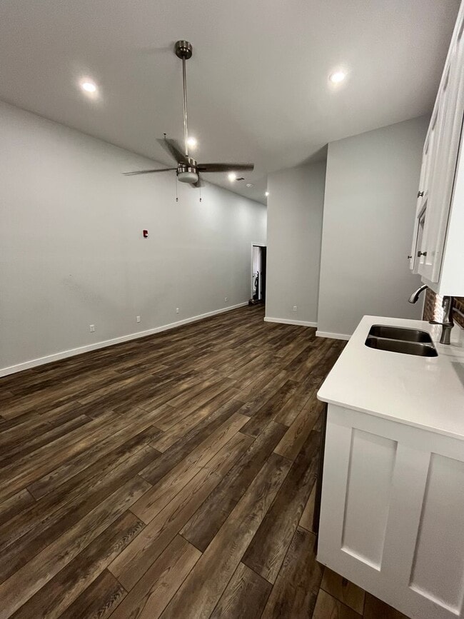 Photo - Downtown Loft Apartment