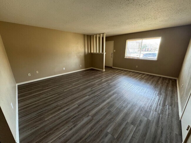 Photo - 2202 Hunt Dr Unit Apt A