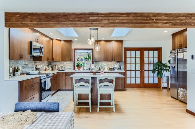 Photo - 6106 SE Riverside Dr