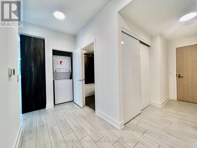 Photo - 15 Mercer St Unité 1706