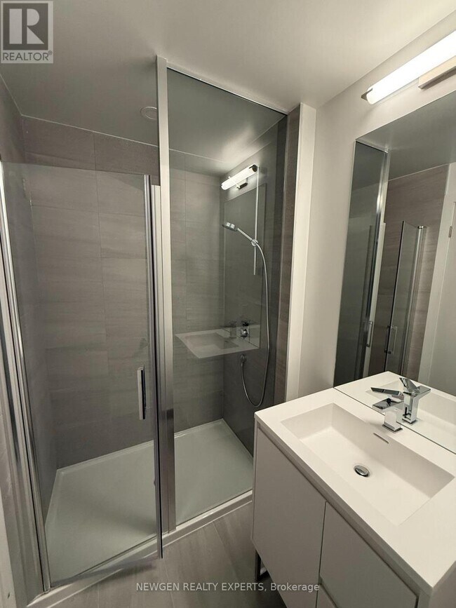 Photo - 1 Quarrington Ln Unité 1203