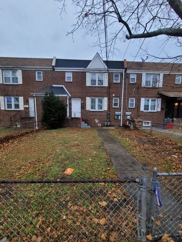 Photo - 418 Pfeiffer Street, 2