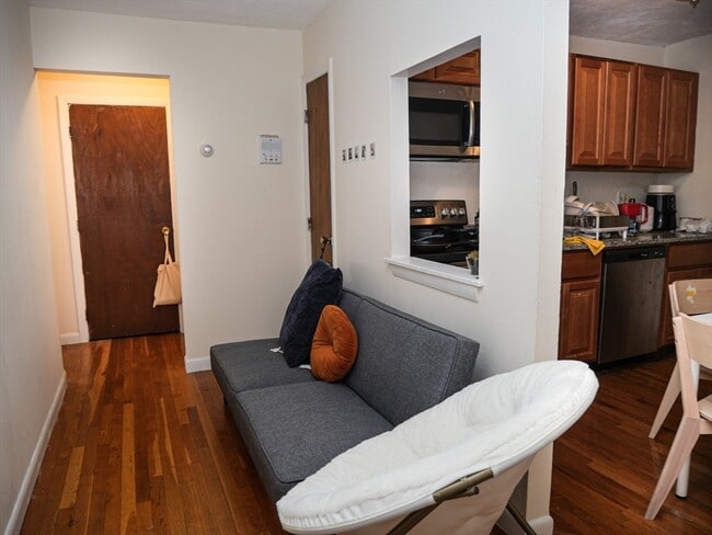 Photo - 1027 Commonwealth Ave Unit 11