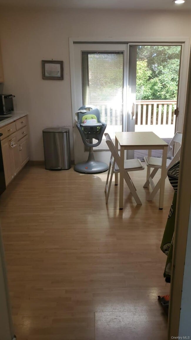 Photo - 12 Van Gogh Ln