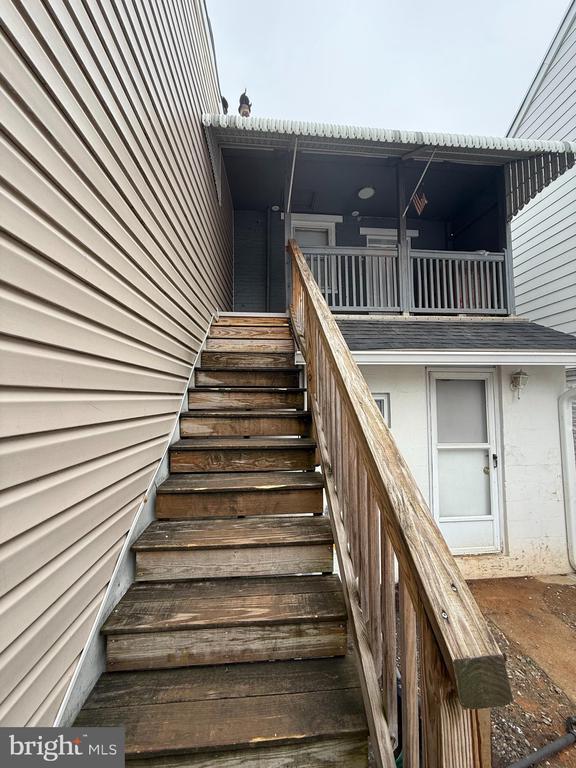 Photo - 122 W All Saints St