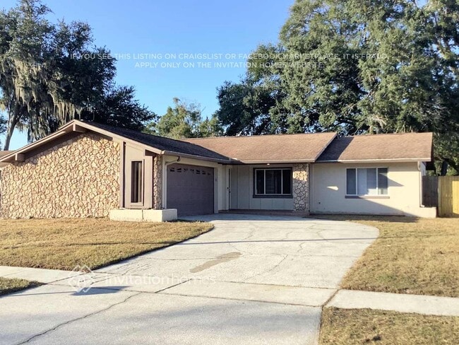 Photo - 814 Centerwood Ct