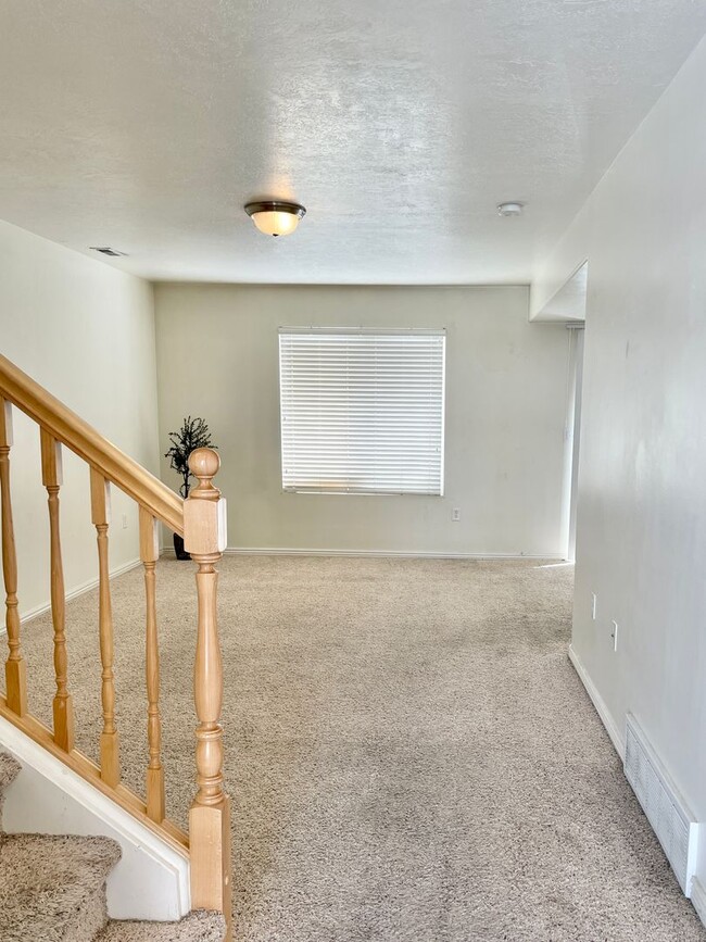 Photo - 652 W 800 N Apartamento Unidad MN 652
