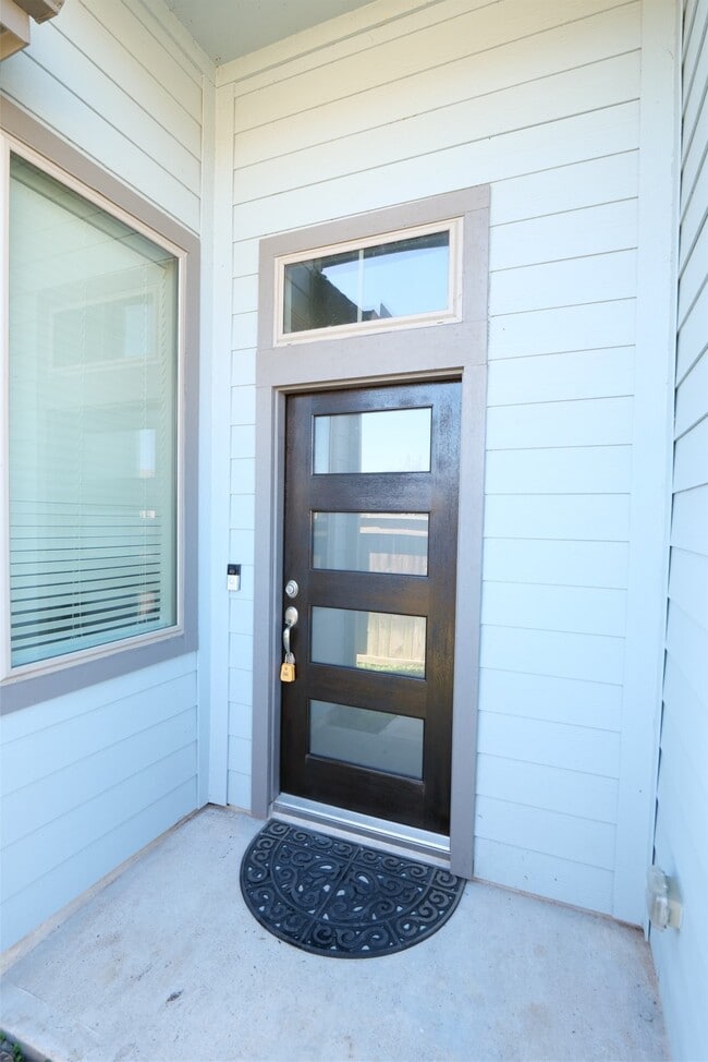 Photo - 8774 Laurel Crest Dr