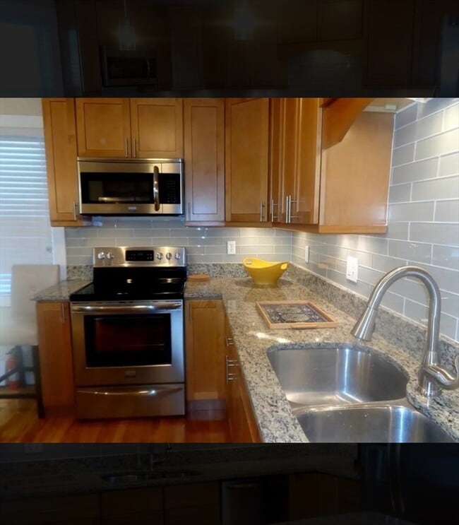 Photo - 3 1/2 Becket Ave Unidad 3