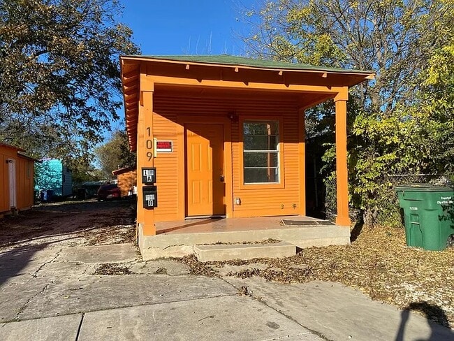 Building Photo - 109 Nancy Pl.