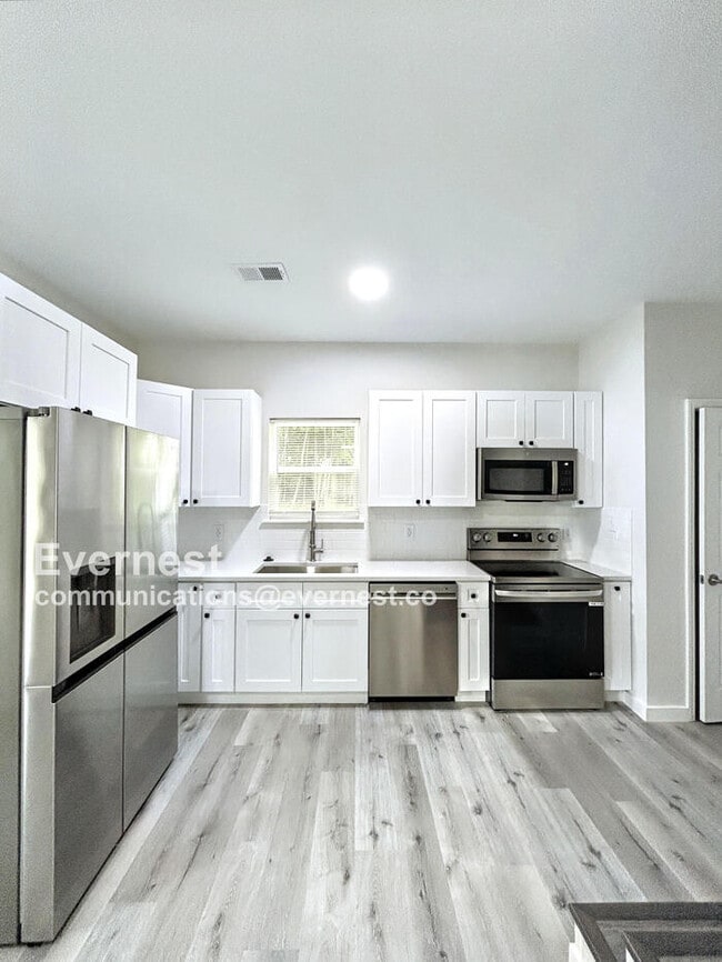 Photo - 8705 Moody Rd