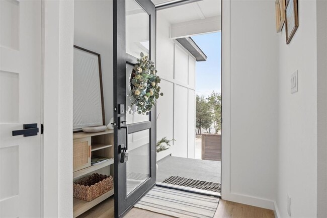 Photo - 22 Creekside Dr