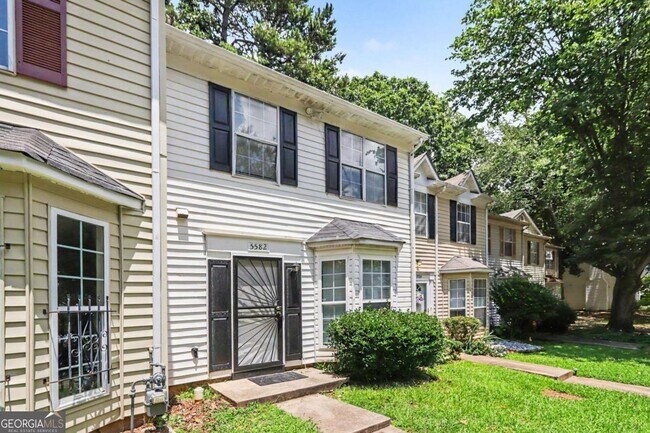 Photo - 5582 Stonington Trace Pkwy