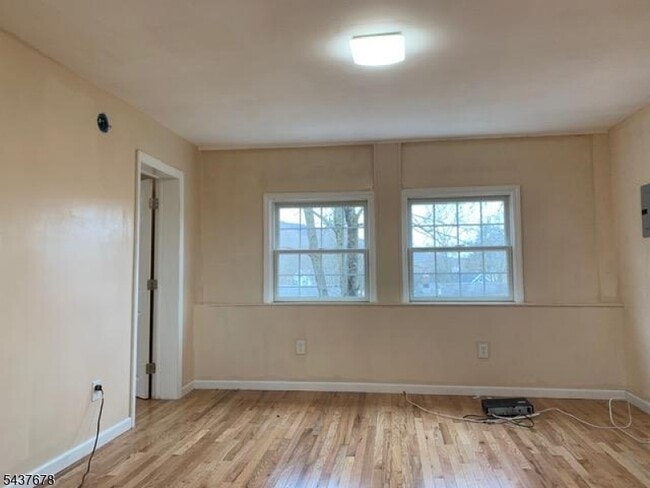 Photo - 36 Colfax Ave