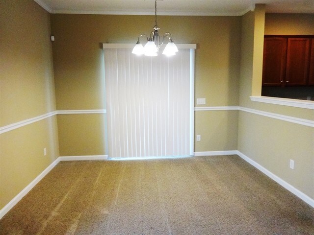 Photo - 4828 Pitkin Ave