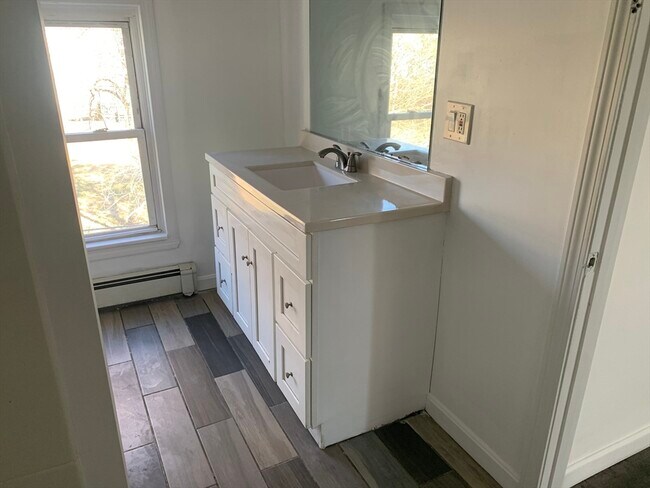 Photo - 13 Lafrance Ct