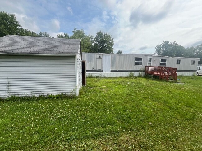 Photo - 2 Bedroom 2 Bath Mobile Home