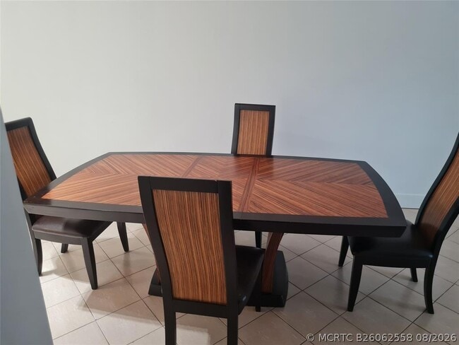 Photo - 300 Golden Isles Dr Unit 104