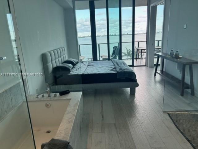 Photo - 480 NE 31st St Unidad 905