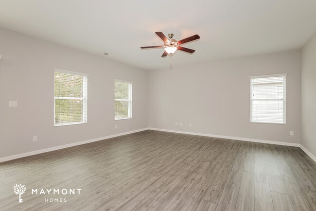 Photo - 2500 Fraggle Roc