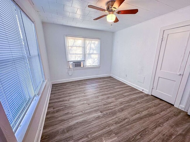 Photo - 1409 10th St Unit 1409 10th St Rear