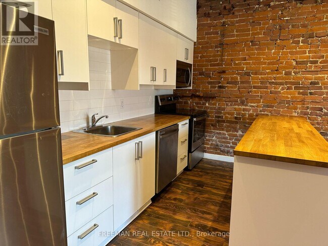 Photo - 1190 Weston Rd