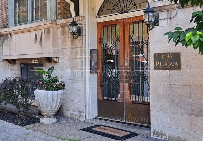 Photo - 1481 St James Ct