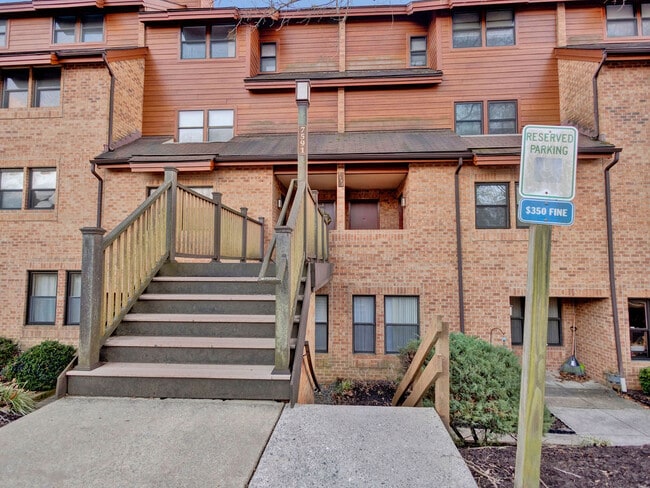 Building Photo - 7591 Weather Worn Way Unit F