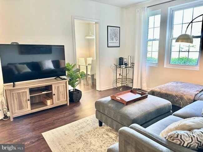 Photo - 2021 Key Blvd Unit 12617