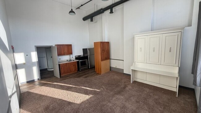 Photo - 94/96 S Washington St, 3