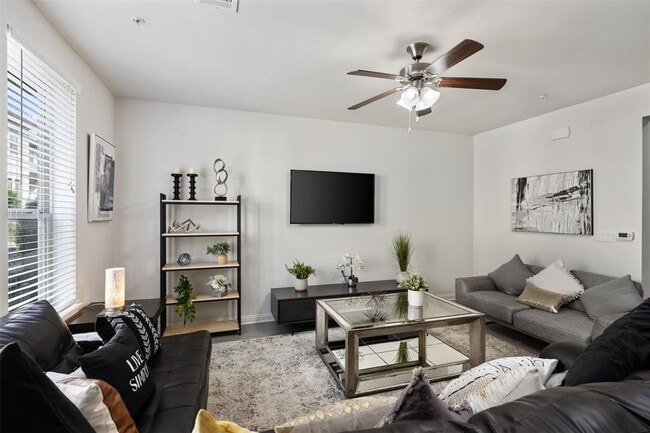 Photo - 13800 Lyndhurst St Unit 292