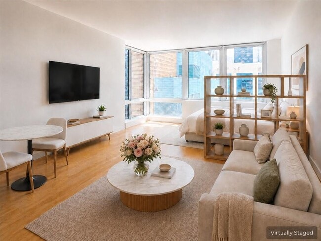 Building Photo - 120 Riverside Blvd Unit 11U