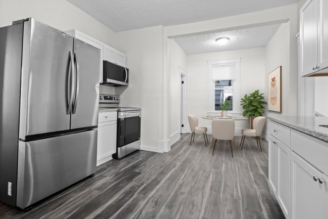 Photo - 1277 W 67th St Unit 1