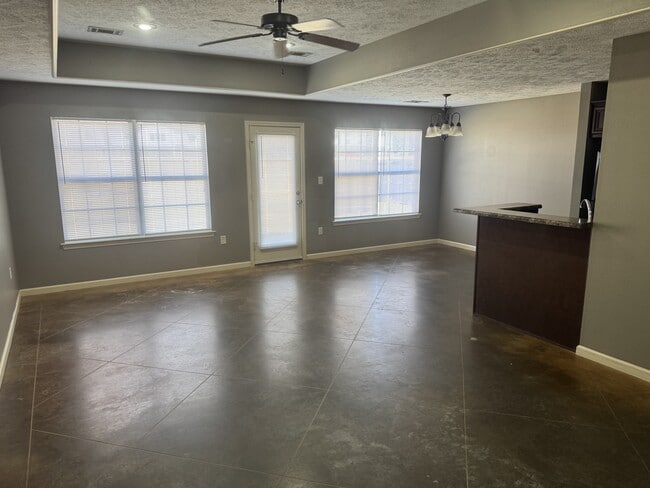Photo - 1015 Wineberry Rd