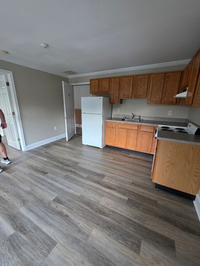 Photo - 1170 Eisenhower Blvd